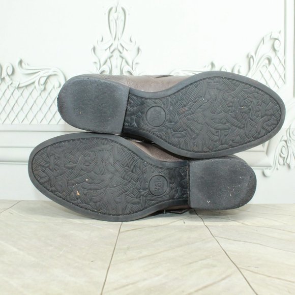 *The Sak Brown Leather Back Zipper Buckled Low Heeled Booties Size - Picture 9 of 9